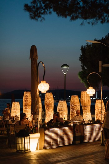 Το εστιατόριό μας / Our Restaurant